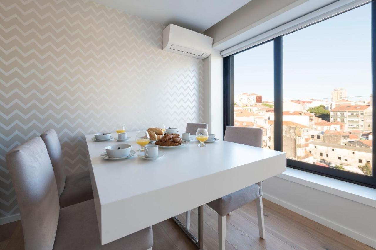 Lovelystay - Trindade Cozy Apartment Porto Exterior photo